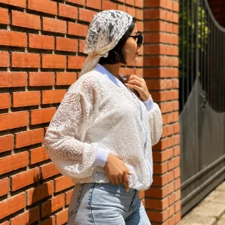 بامبر جکت گیپور زنانه سفید نمای کنار