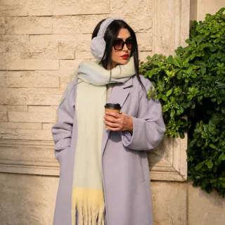 پالتو بلند زمستانی زنانه طوسی نمای سه‌رخ